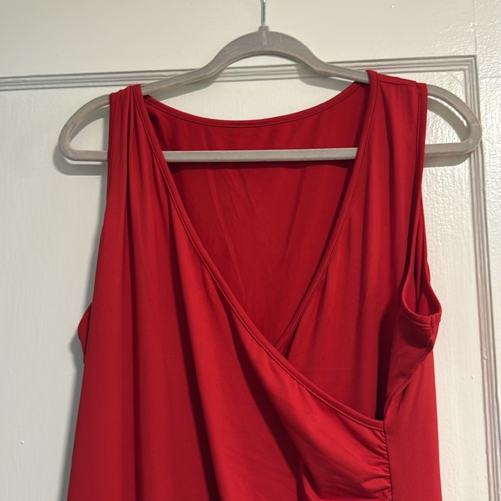 Sexy red dress NWOT - Picture 3 of 4